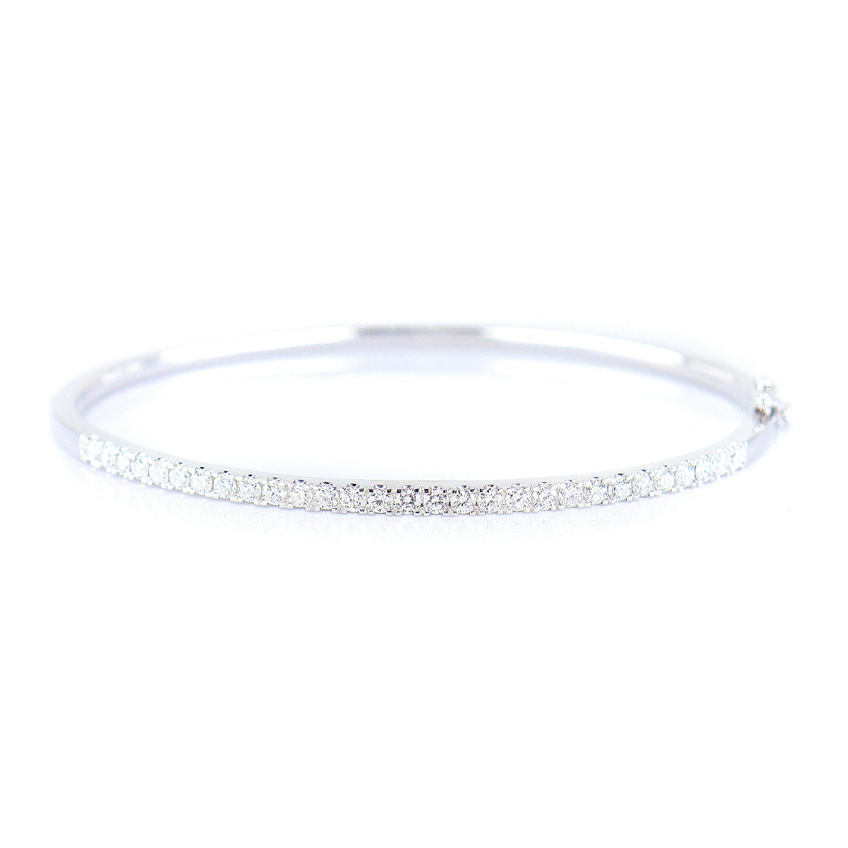 9ct White Gold 1.01ct Diamond Bangle