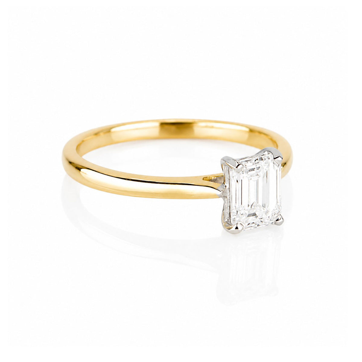18ct Yellow Gold 1.00ct Lab Grown Diamond Certificated Emerald Cut Solitaire Ring