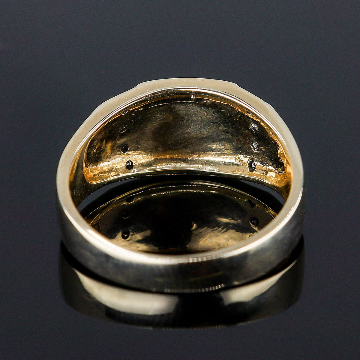 Pre-Owned 9ct Gold Diamond Signet ring