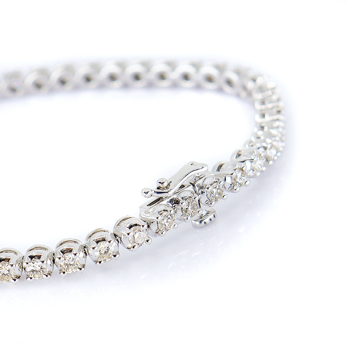 9ct White Gold 3.16ct Diamond Line Bracelet