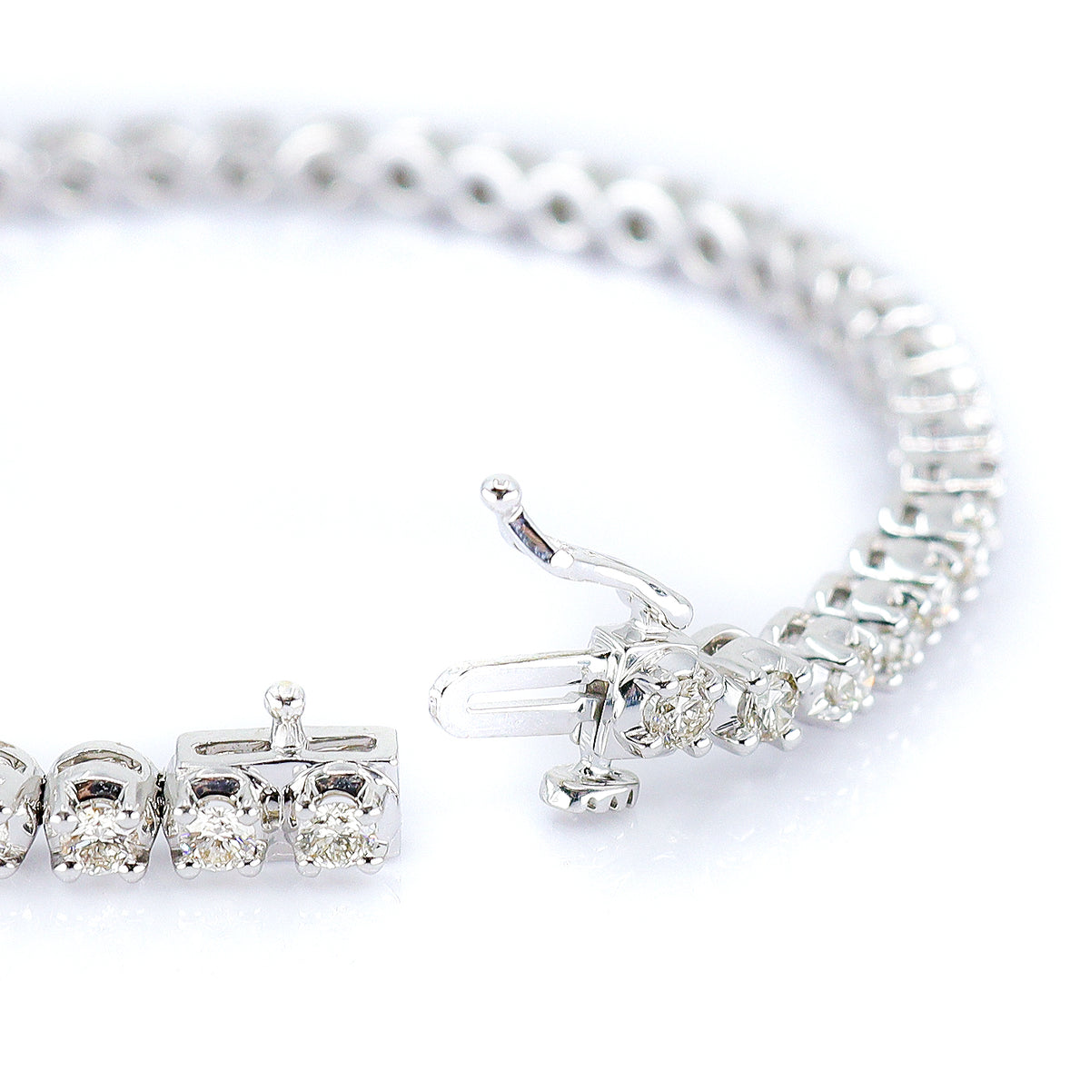 9ct White Gold 3.16ct Diamond Line Bracelet