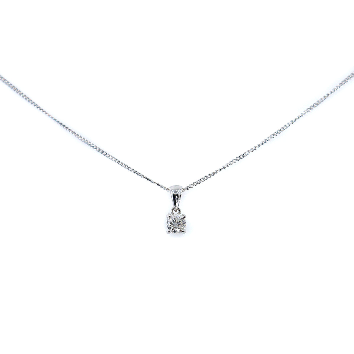Pre-Owned 9ct White Gold 0.29ct Diamond Pendant & Chain