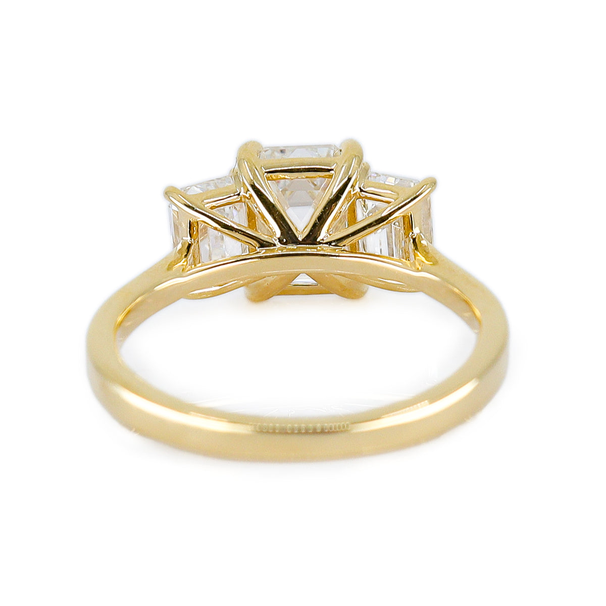 18ct Yellow Gold 2.50ct Lab Grown Diamond Emerald Cut Trilogy Ring With Report Card