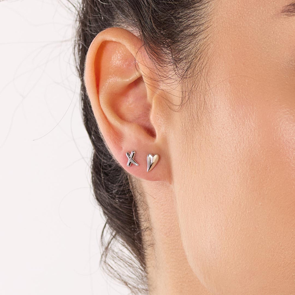 Kit Heath Desire Kiss Heart & Kiss Mismatch Stud Earrings