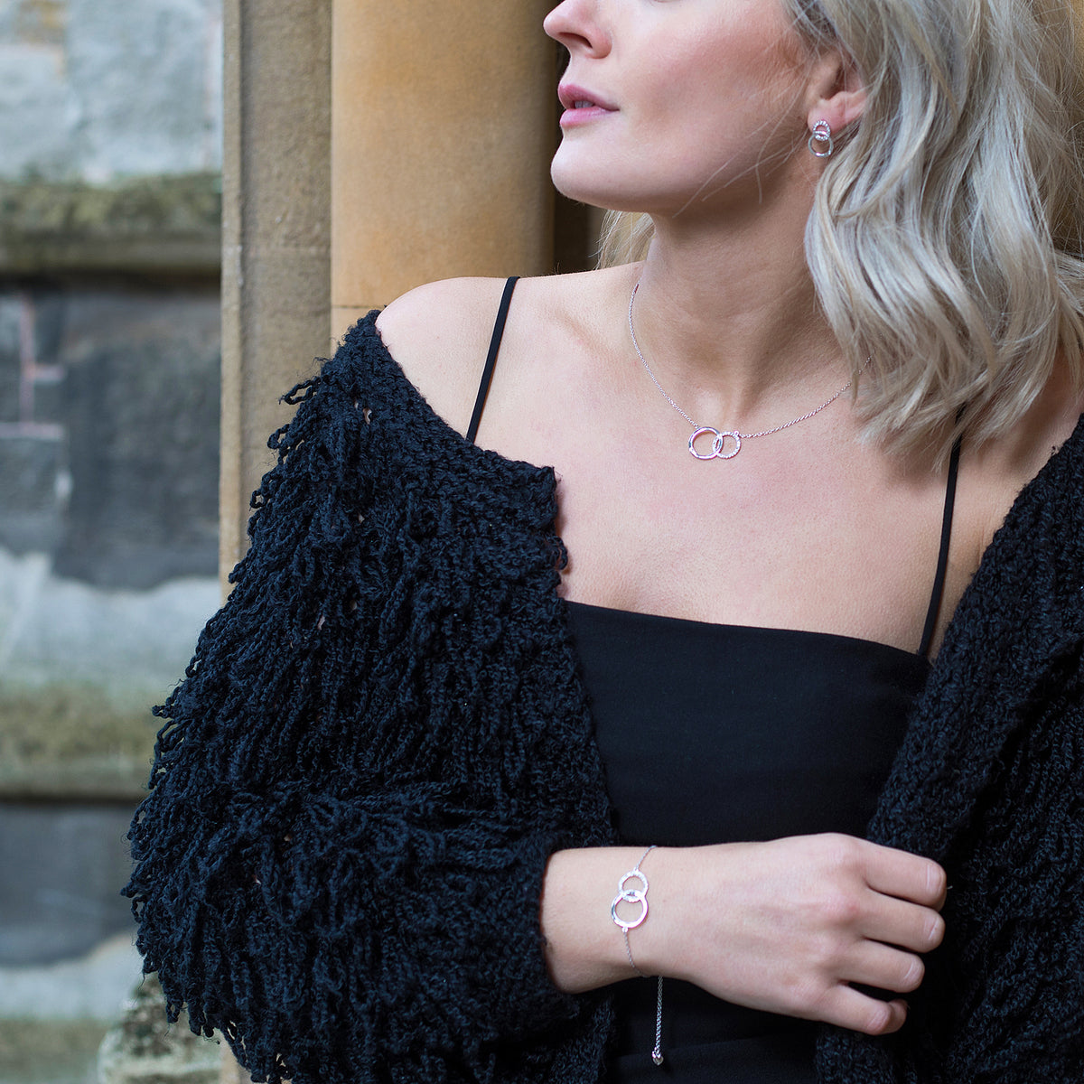 Hot Diamond Sterling Silver Striking Circle Necklace