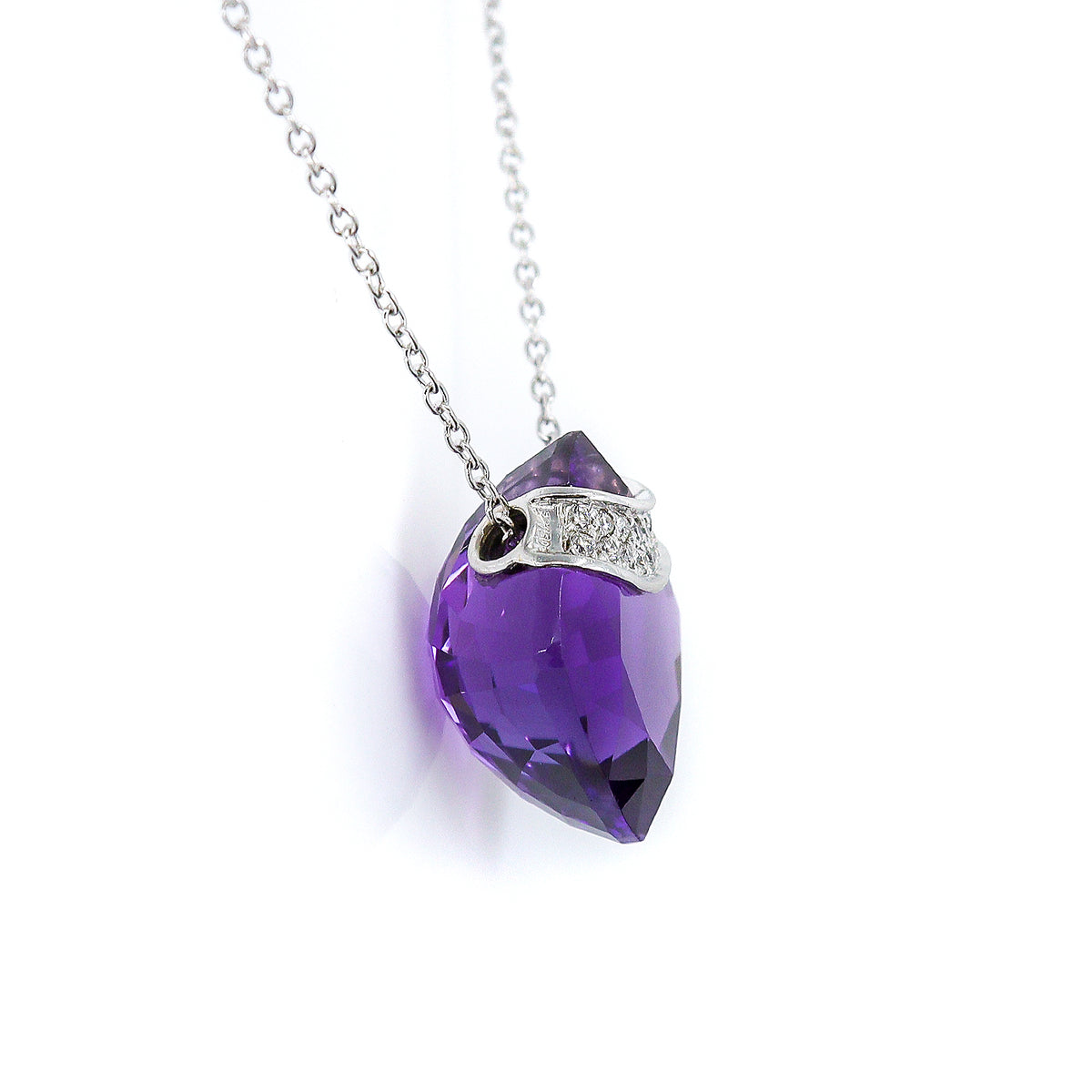 Pre-Owned 18ct White Gold Fancy Cushion Cut Amethyst & Diamond Fancy Floating Pendant & Chain