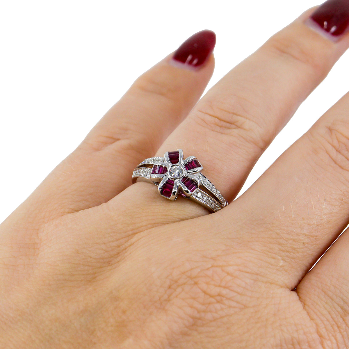 18ct White Gold Ruby & Diamond Floral Split Shoulder Ring