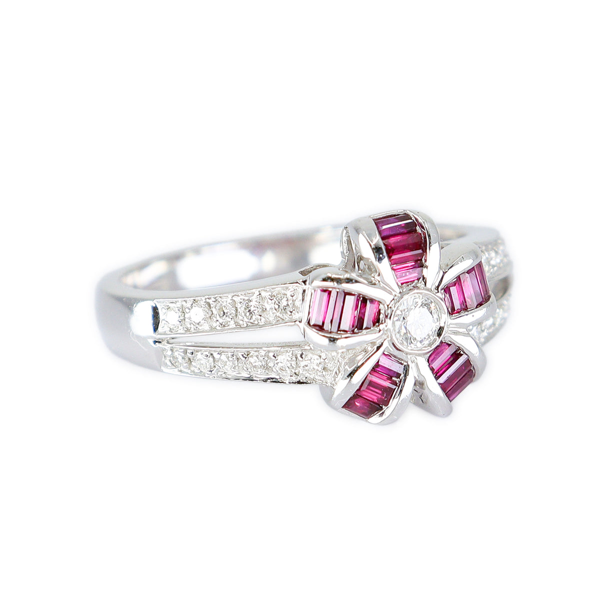 18ct White Gold Ruby & Diamond Floral Split Shoulder Ring