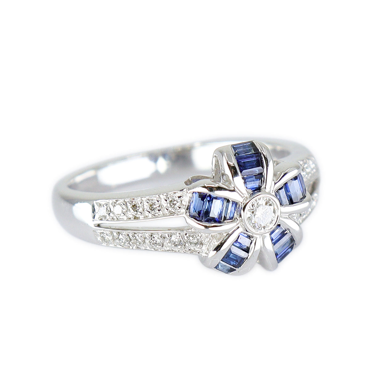 18ct White Gold Sapphire & Diamond Floral Split Shoulder Ring