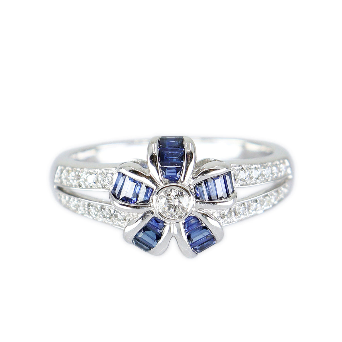 18ct White Gold Sapphire & Diamond Floral Split Shoulder Ring