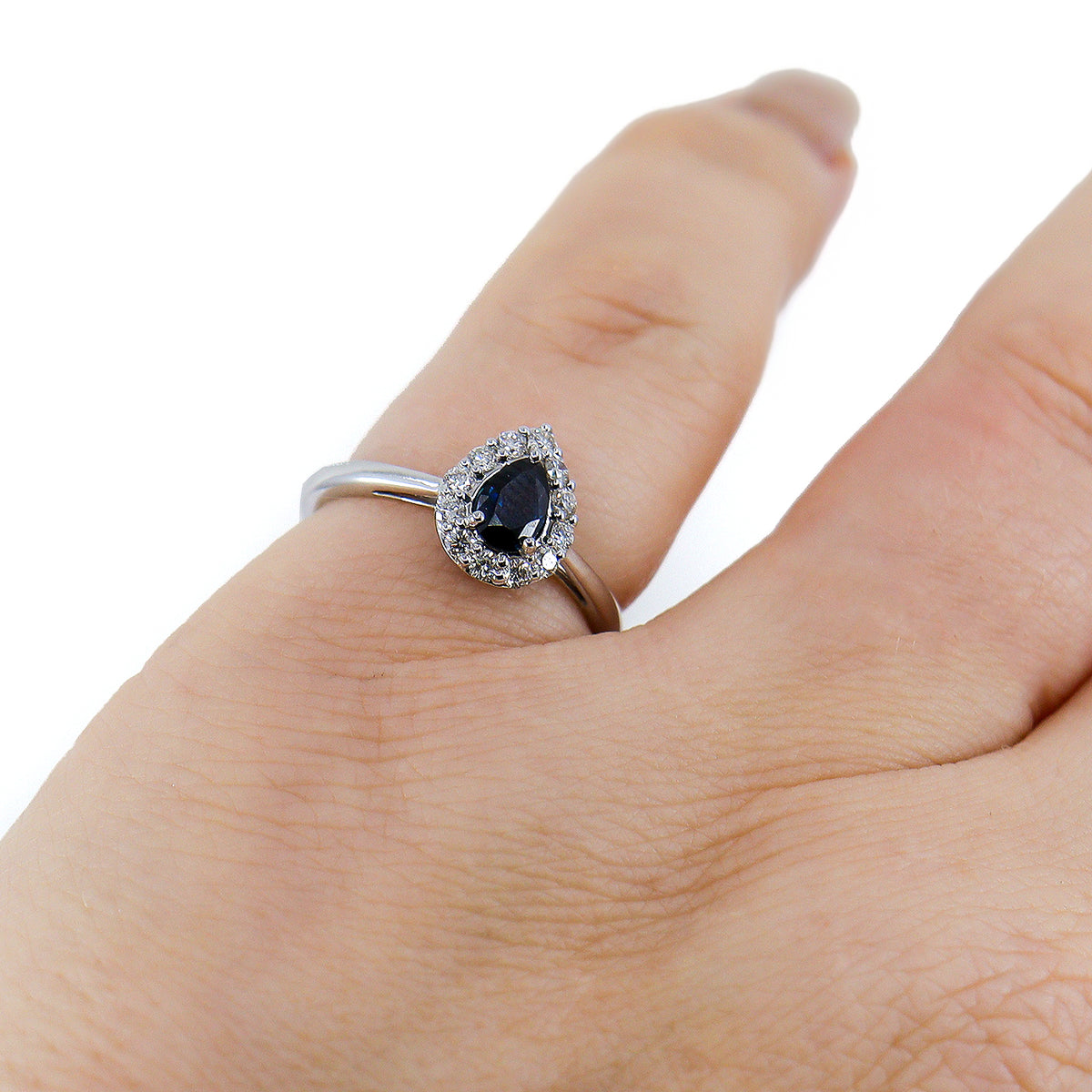 18ct White Gold Pear Shaped Sapphire & Diamond Cluster Ring
