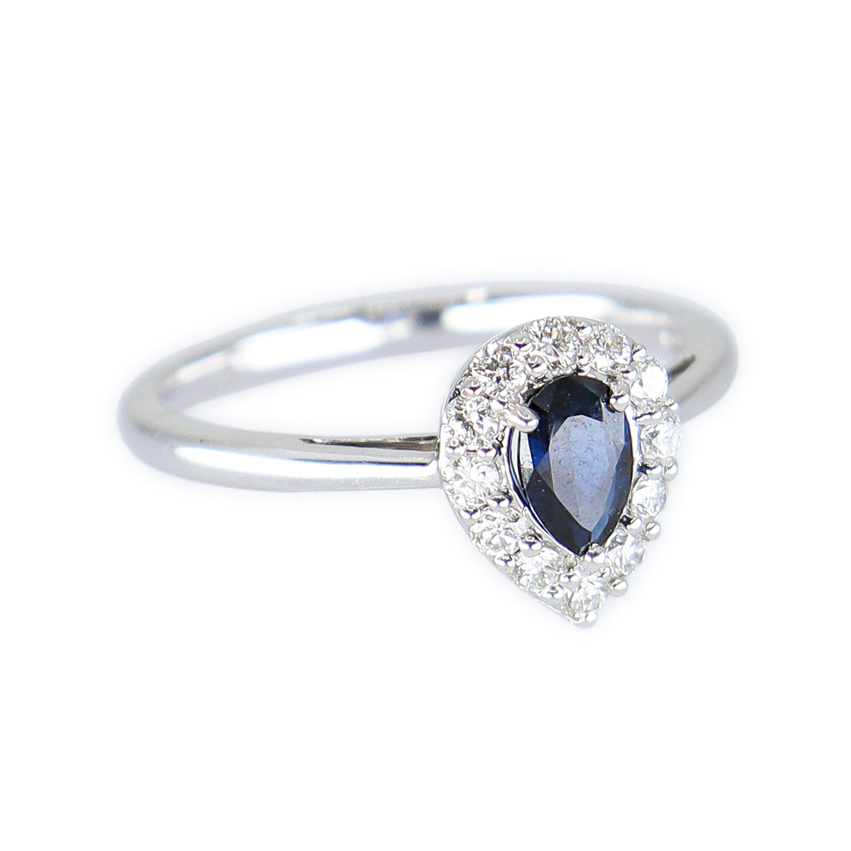18ct White Gold Pear Shaped Sapphire & Diamond Cluster Ring