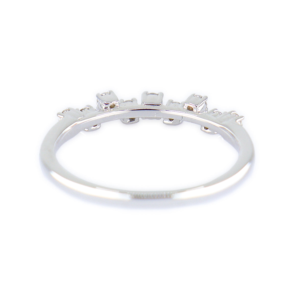 18ct White Gold Round Sapphire & Diamond Cluster Ring