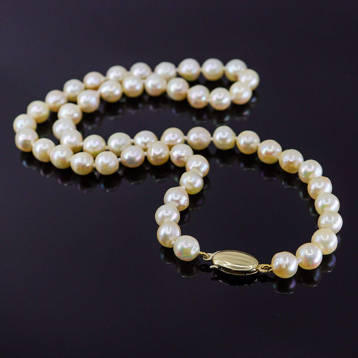 Pre-Owned Cultured Pearl Necklace 18" with 9ct Yellow Gold Clasp