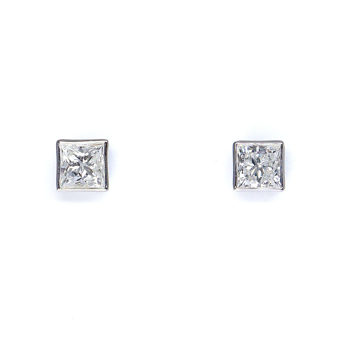 9ct White Gold Lab Grown Diamond 1.00ct TDW Square Radiant Cut Rubover Set Earrings