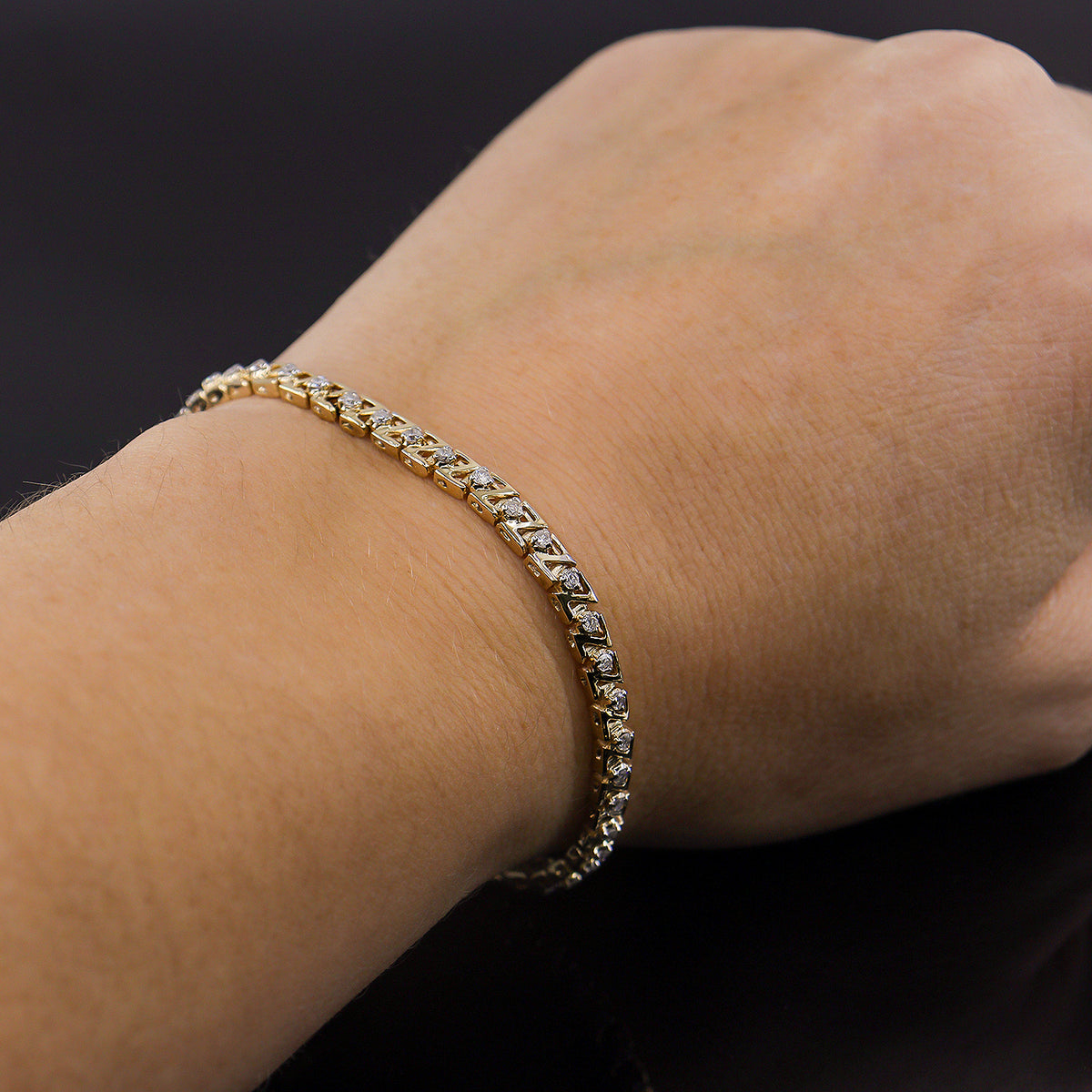 Pre-Owned 9ct Yellow Gold Fancy Z Link Diamond Line Bracelet With Box Clasp + Safety Catch