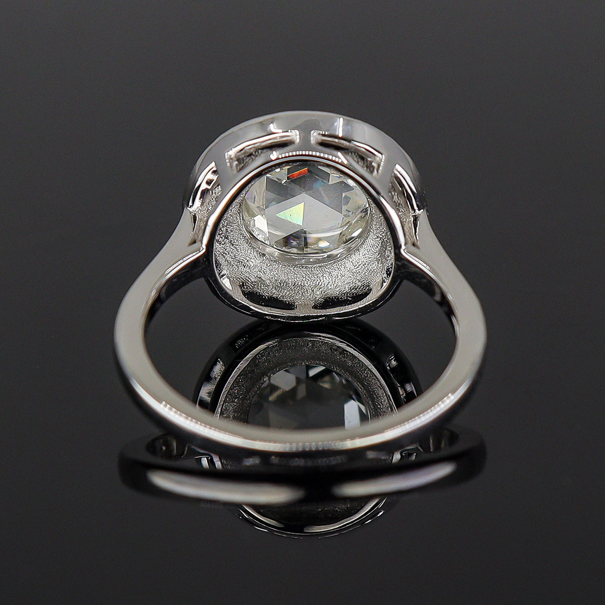Pre-Owned Platinum Ap. 1.11ct Rose Cut Diamond & Sapphire Halo Ring