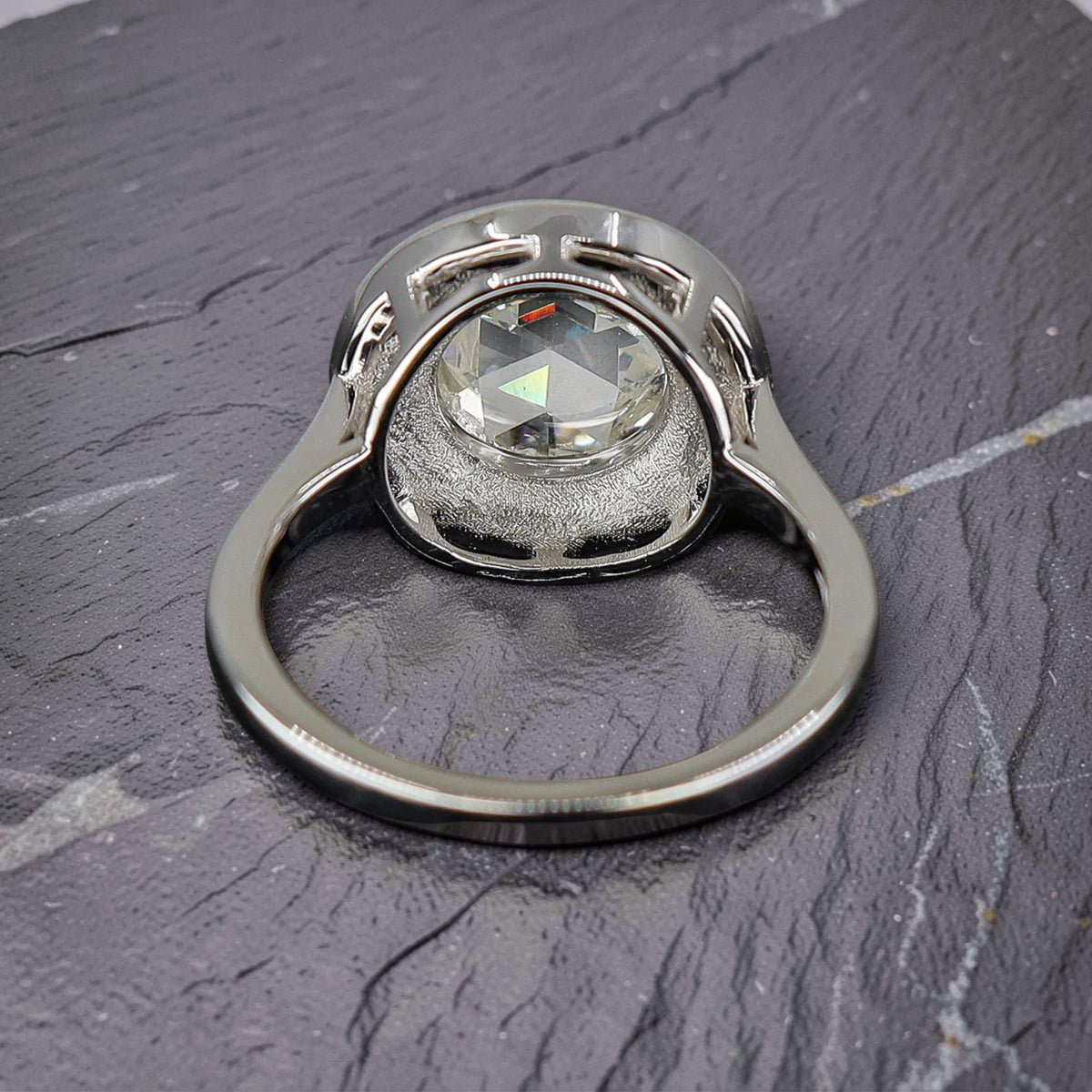 Pre-Owned Platinum Ap. 1.11ct Rose Cut Diamond & Sapphire Halo Ring