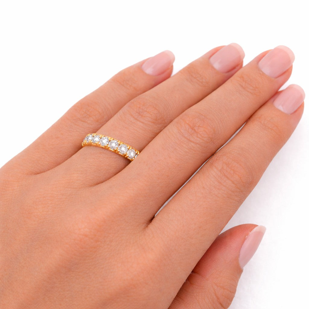 9ct Yellow Gold 0.56ct TDW Lab Grown Diamond Round Brilliant Cut Claw Set Band