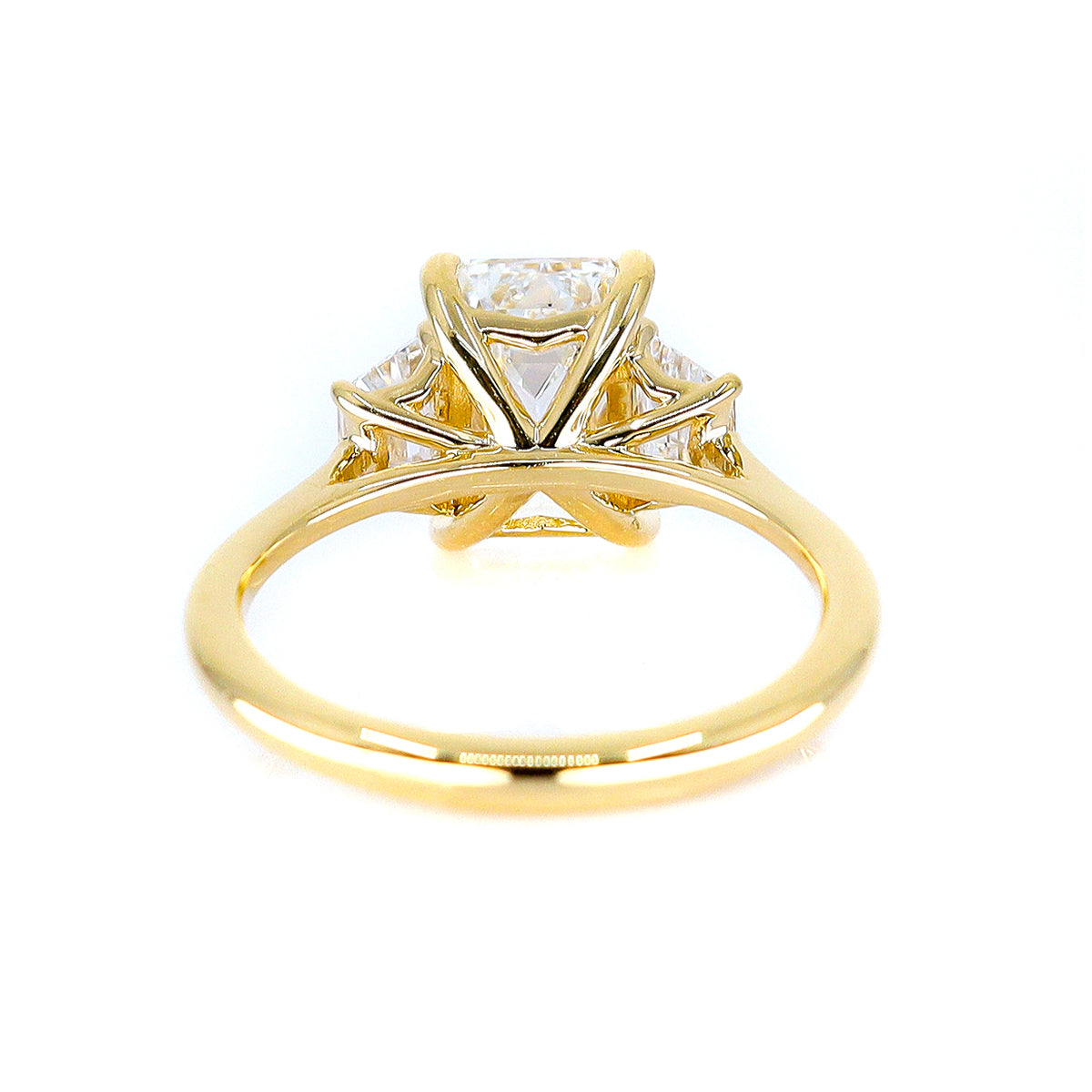 18ct Yellow Gold 2.56ct Lab Grown Emerald & Trapezoid Diamond Three Stone Ring