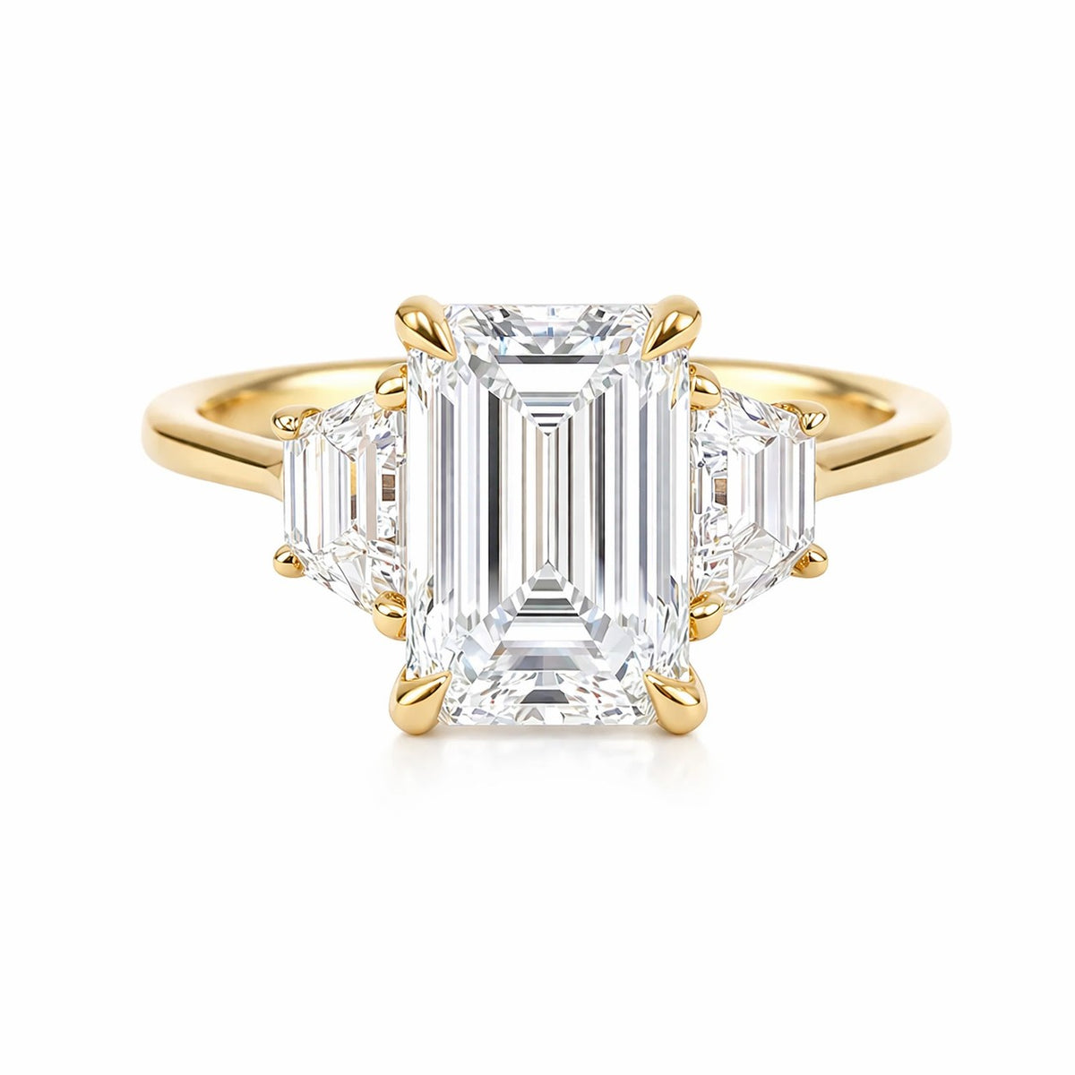 18ct Yellow Gold 2.56ct TDW Lab Grown Diamond Certificated Emerald & Trapezoid Cut Ring