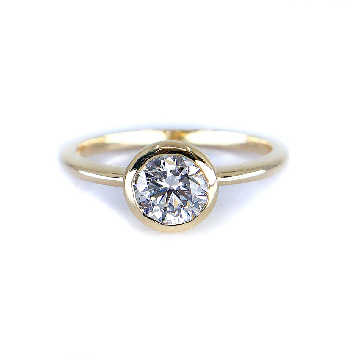 9ct Yellow Gold 1.00ct Lab Grown Diamond Certificated Round Brilliant Cut Rub Set Solitaire Ring