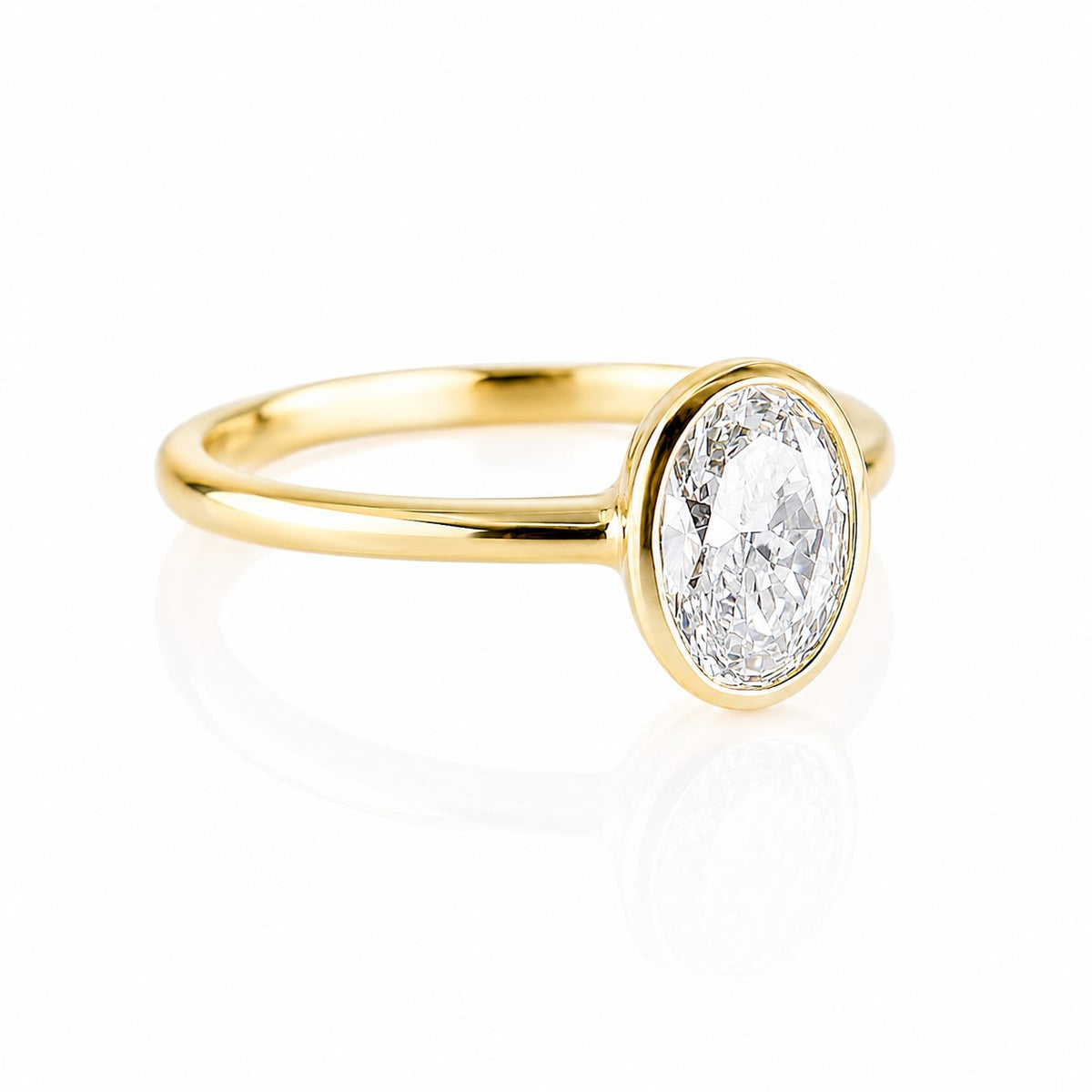 9ct Yellow Gold 1.00ct Lab Grown Diamond Certificated Oval Cut Rub Set Solitaire Ring