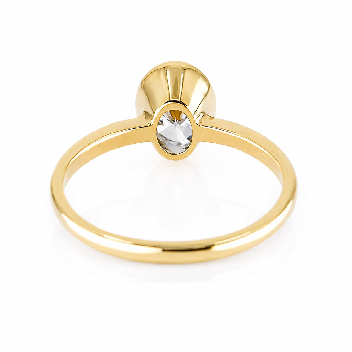 9ct Yellow Gold 1.00ct Lab Grown Diamond Certificated Oval Cut Rub Set Solitaire Ring