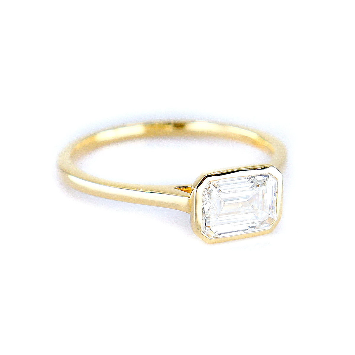 18ct Yellow Gold 1.05ct  Lab Grown Emerald Cut Diamond Horizontal Rub Set Solitaire Ring