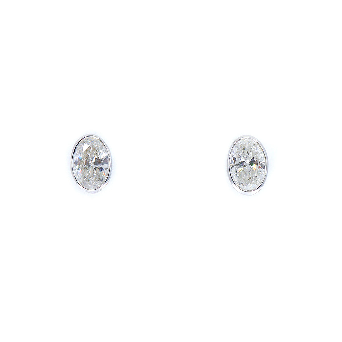 9ct White Gold Lab Grown Diamond 1.00ct TDW Square Radiant Cut Rubover Set Earrings