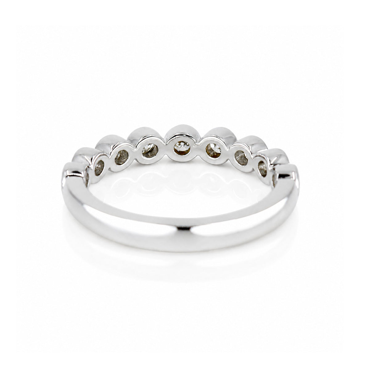 Pre-Owned Platinum Ap. 0.33ct TDW Diamond Graduated Channel Set Half Eternity Ring