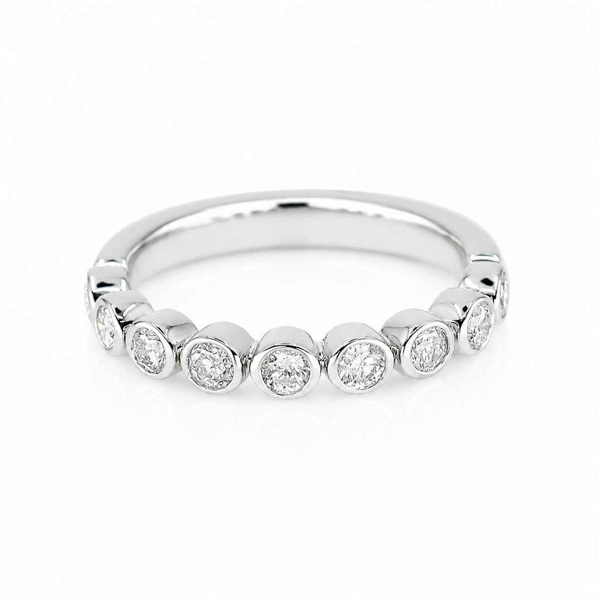 Pre-Owned Platinum Ap. 0.33ct TDW Diamond Graduated Channel Set Half Eternity Ring
