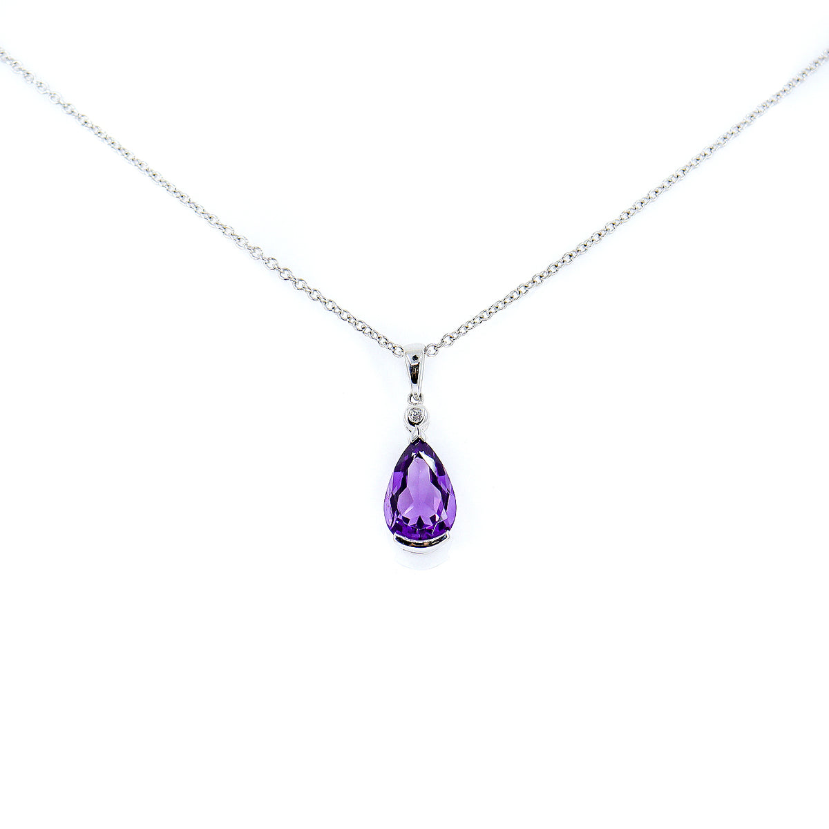 Pre-Owned 9ct White Gold Pear Shape Amethyst & Round Brilliant Cut Diamond 17" Trace Chain