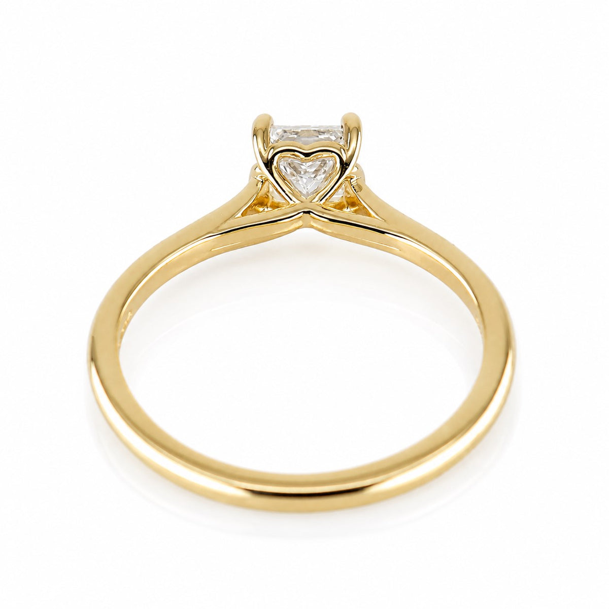 Pre-Owned 9ct Yellow Gold 0.70ct Princess Cut Diamond Four Claw Solitaire Ring