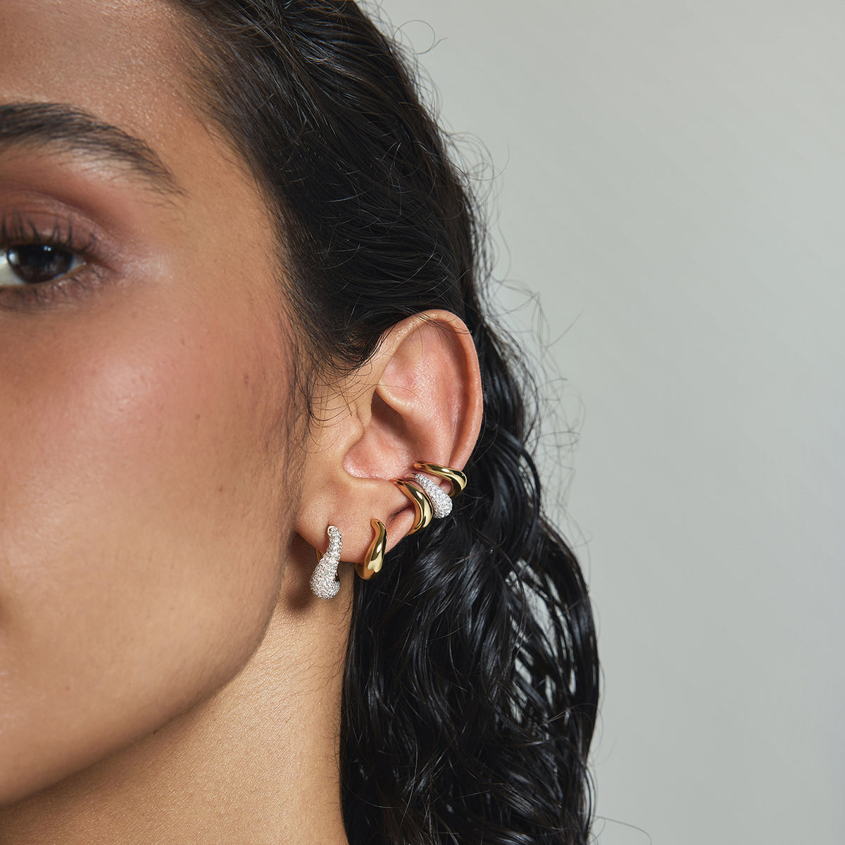 Ania Haie Wave Huggie Hoop Earrings - Gold