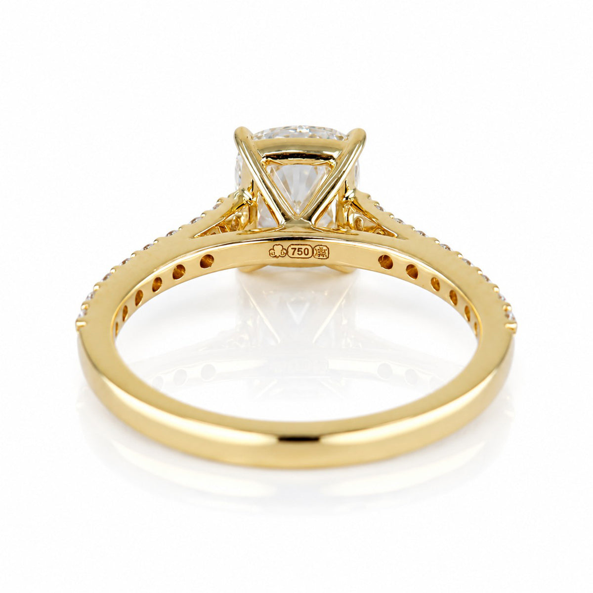18ct Yellow Gold 1.24ct TDW Lab Grown Cushion Cut Certificated Diamond Solitaire Ring