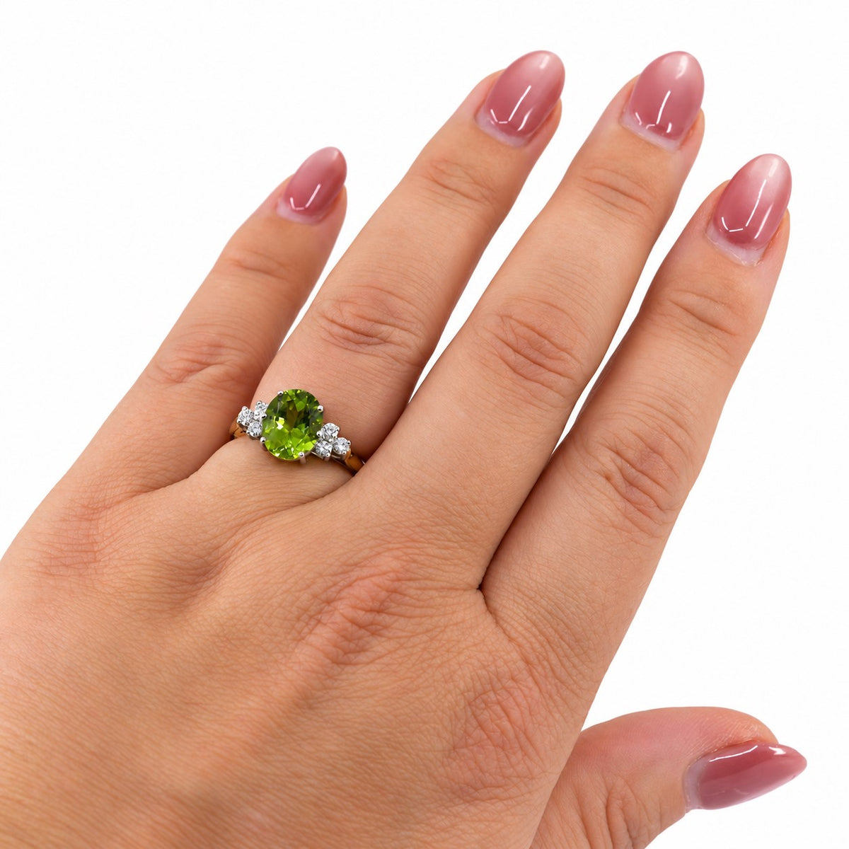 Pre-Owned 18ct Gold Oval Cut Peridot & Round Brilliant Diamond Claw Set Ring