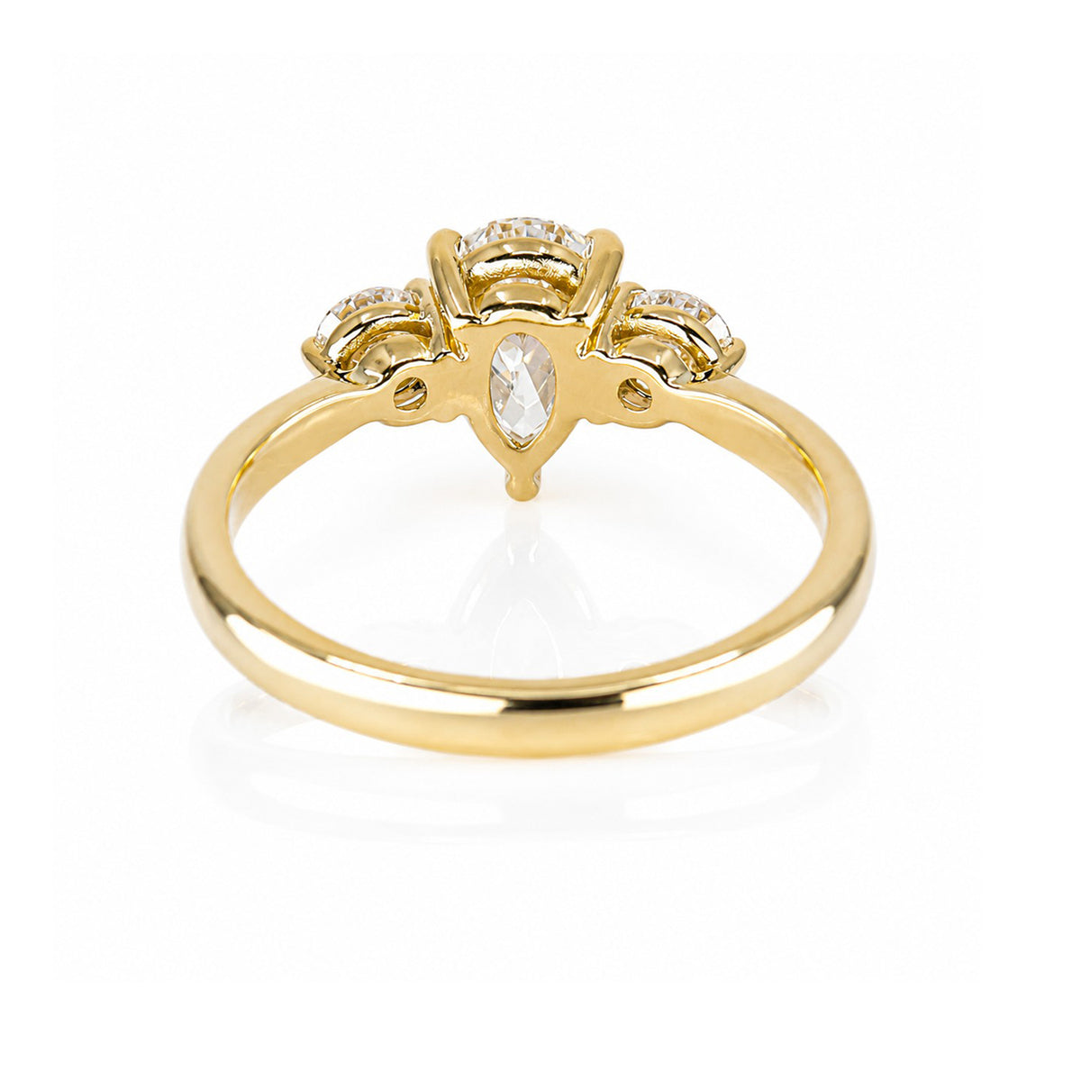9ct Yellow Gold 1.40ct TDW Lab Grown Certificated Pear Cut & Round Brilliant Cut Diamond Ring