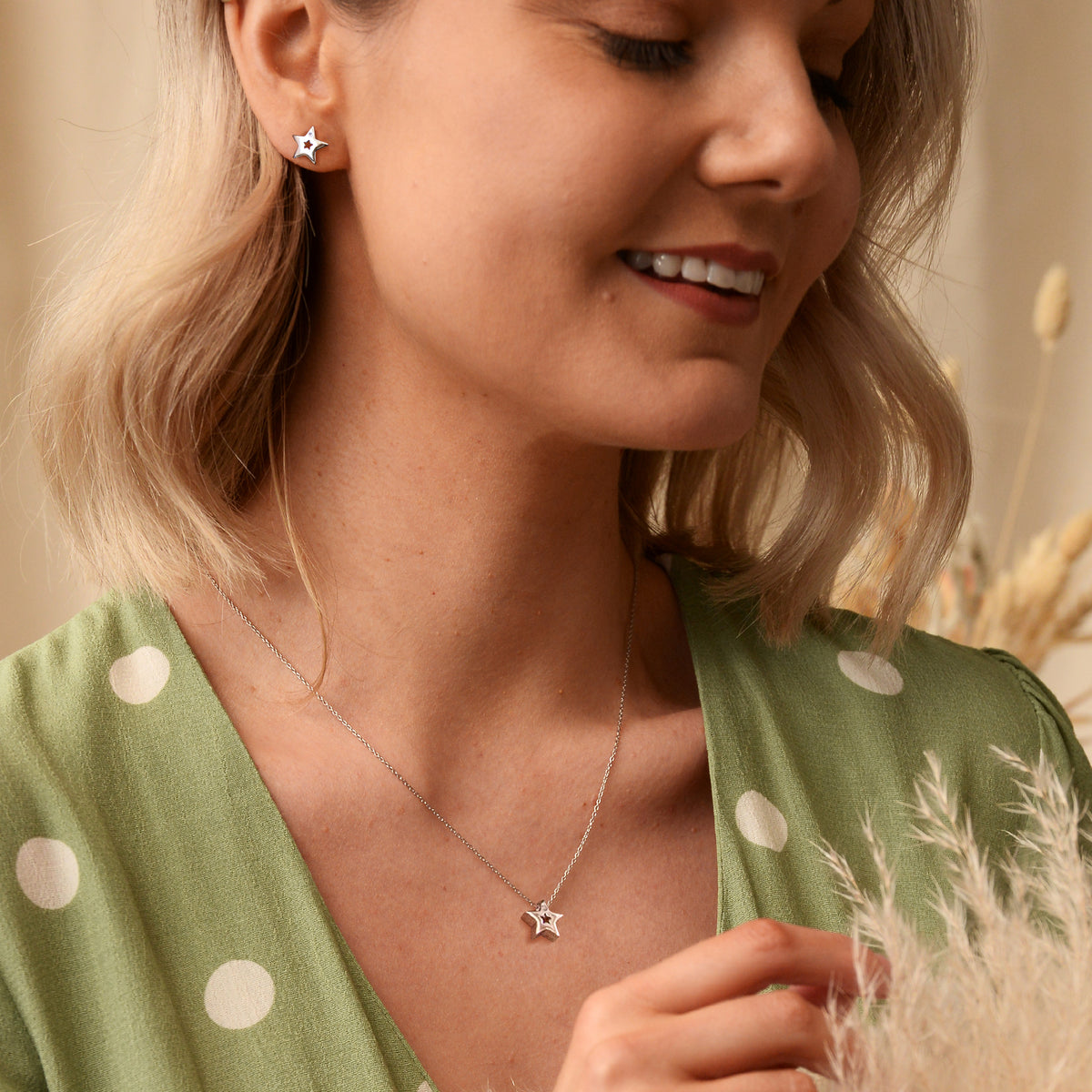 Hot Diamonds Sterling Silver Diamond Amulet Star Pendant & Chain