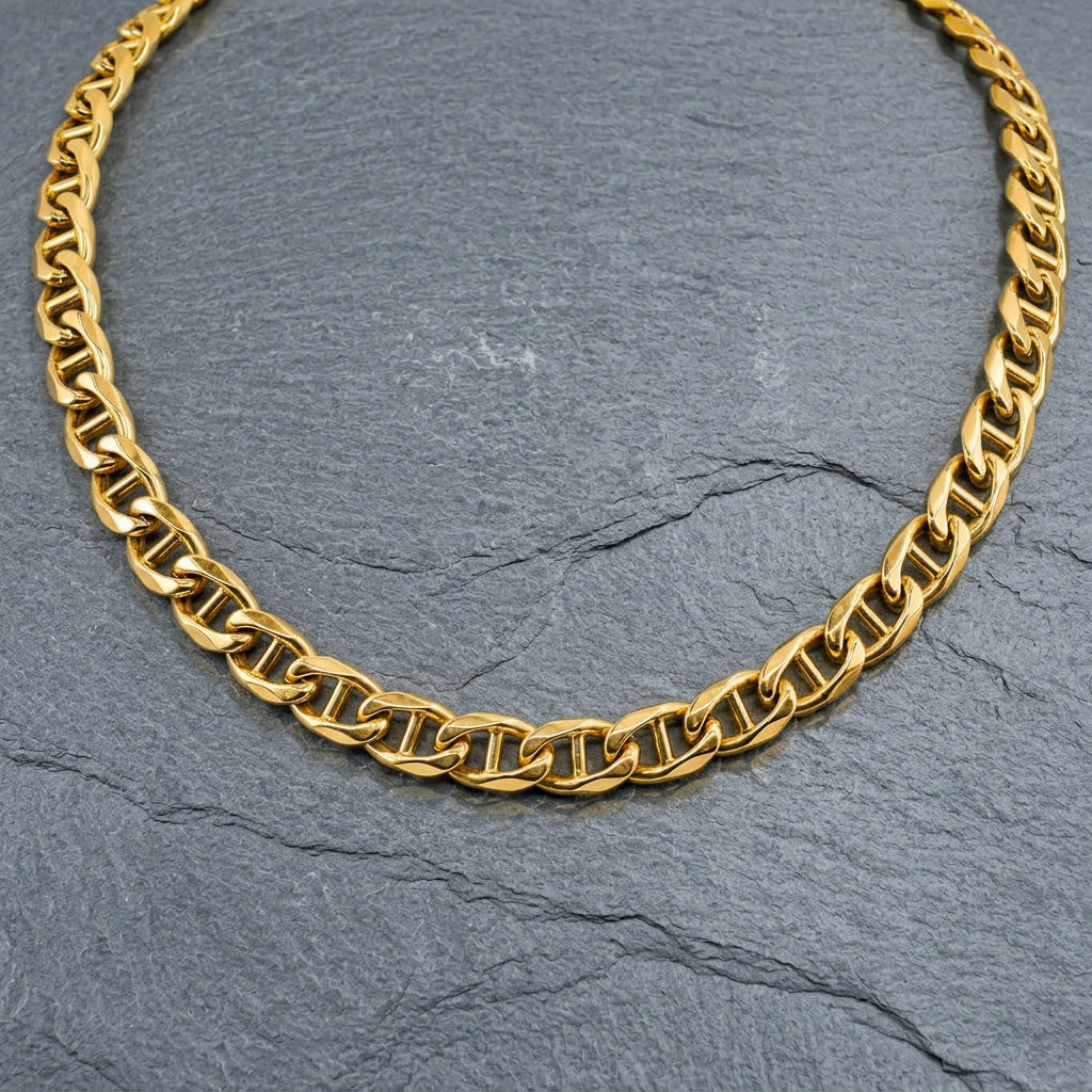 Pre-Owned 9ct Yellow Gold Heavyweight Curb Anchor Link Chain 18"