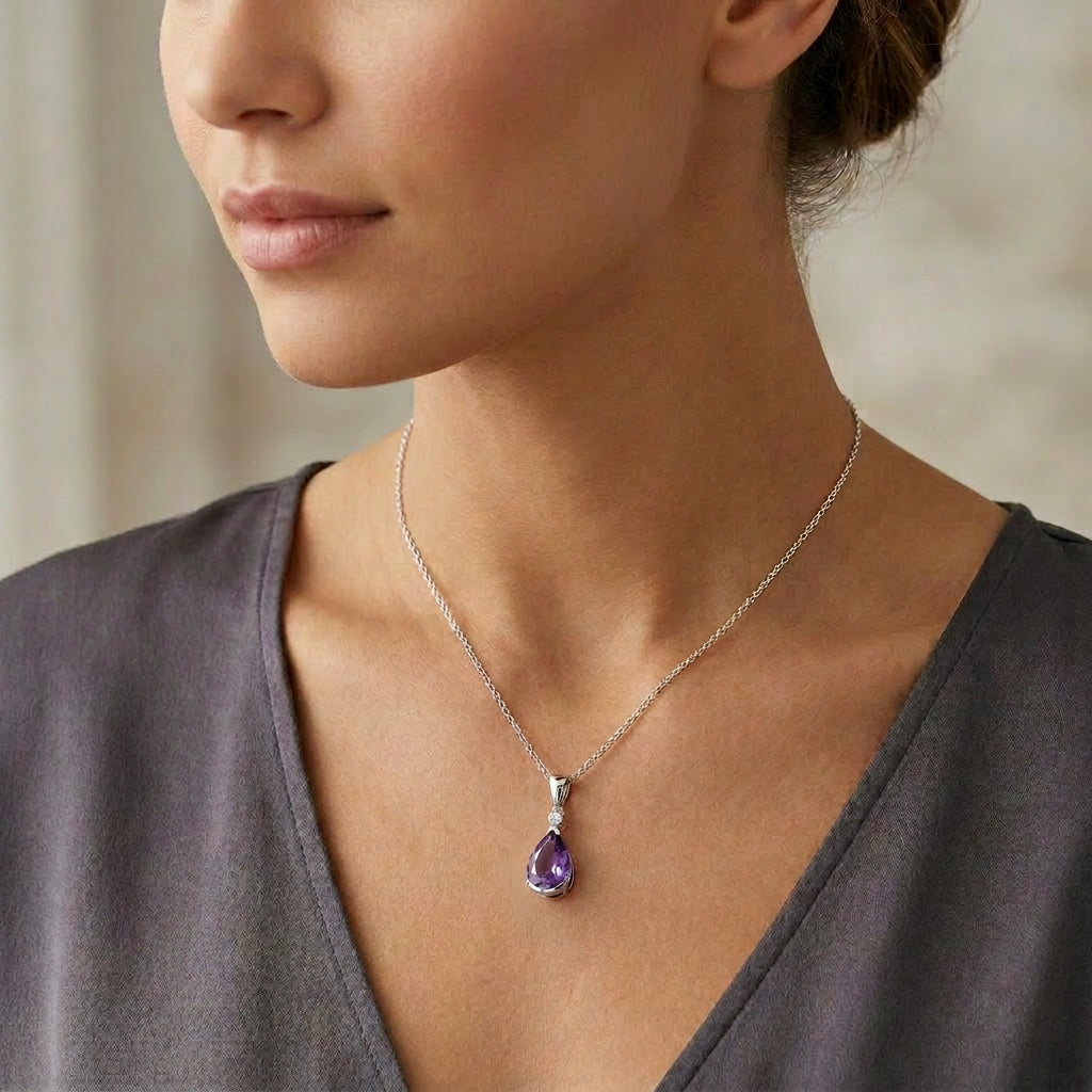 Pre-Owned 9ct White Gold Pear Shape Amethyst & Round Brilliant Cut Diamond 17" Trace Chain