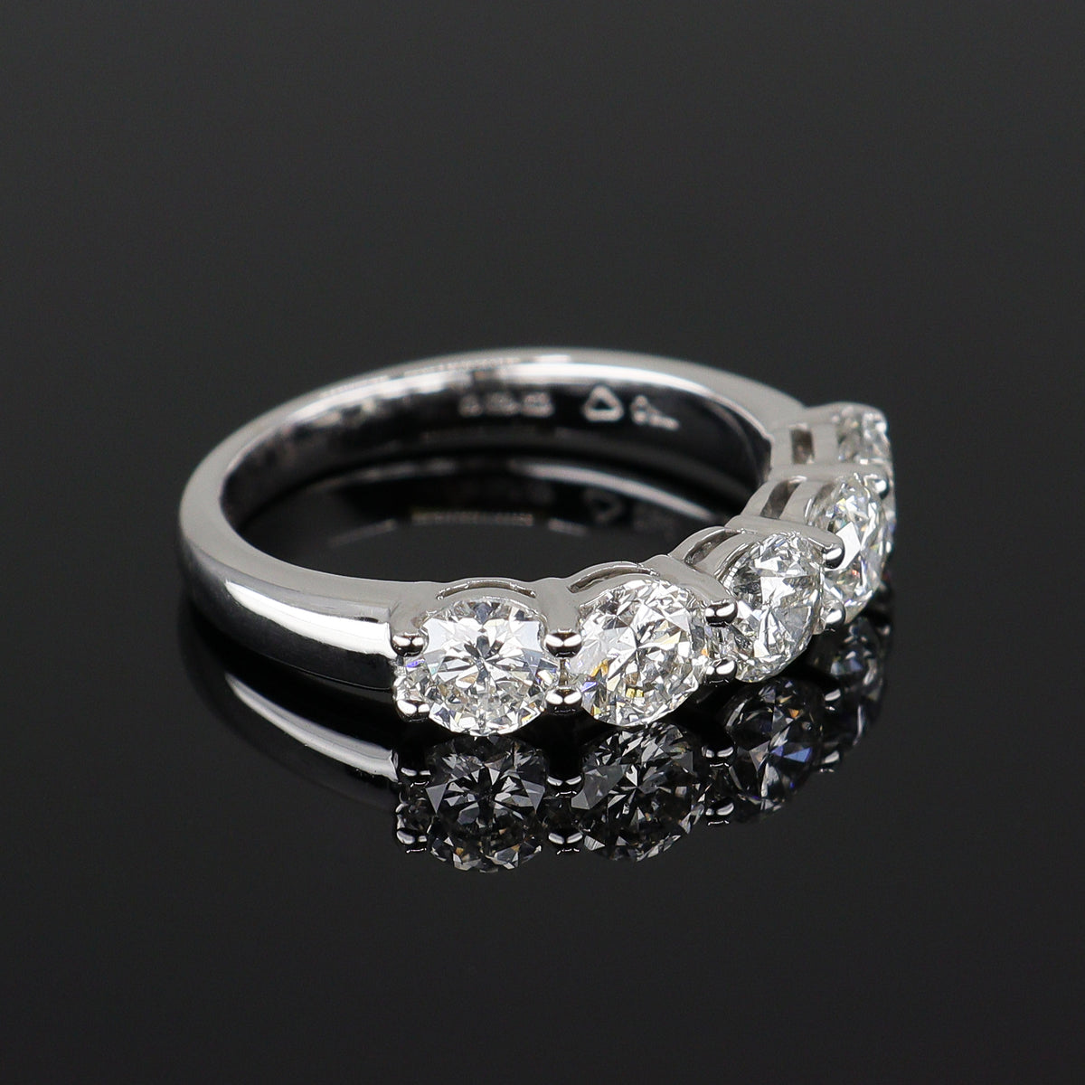 Pre-Owned 18ct White Gold & Diamond Half Eternity Ring