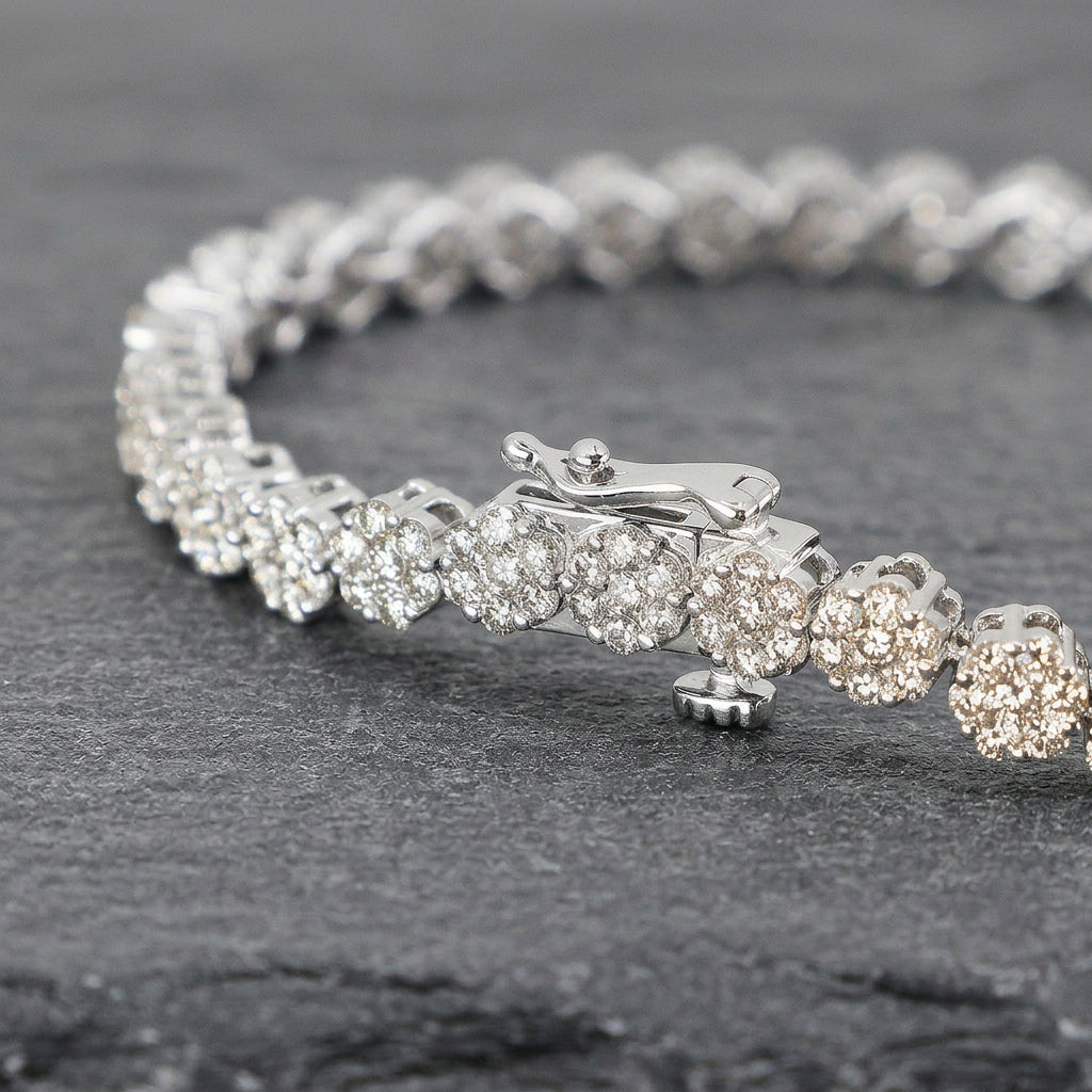 Pre-Owned Diamond Floral Cluster Line Bracelet