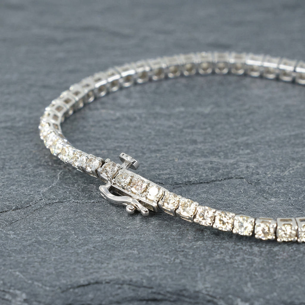 Pre-Owned 9ct White Gold 4.00ct Diamond Line Bracelet