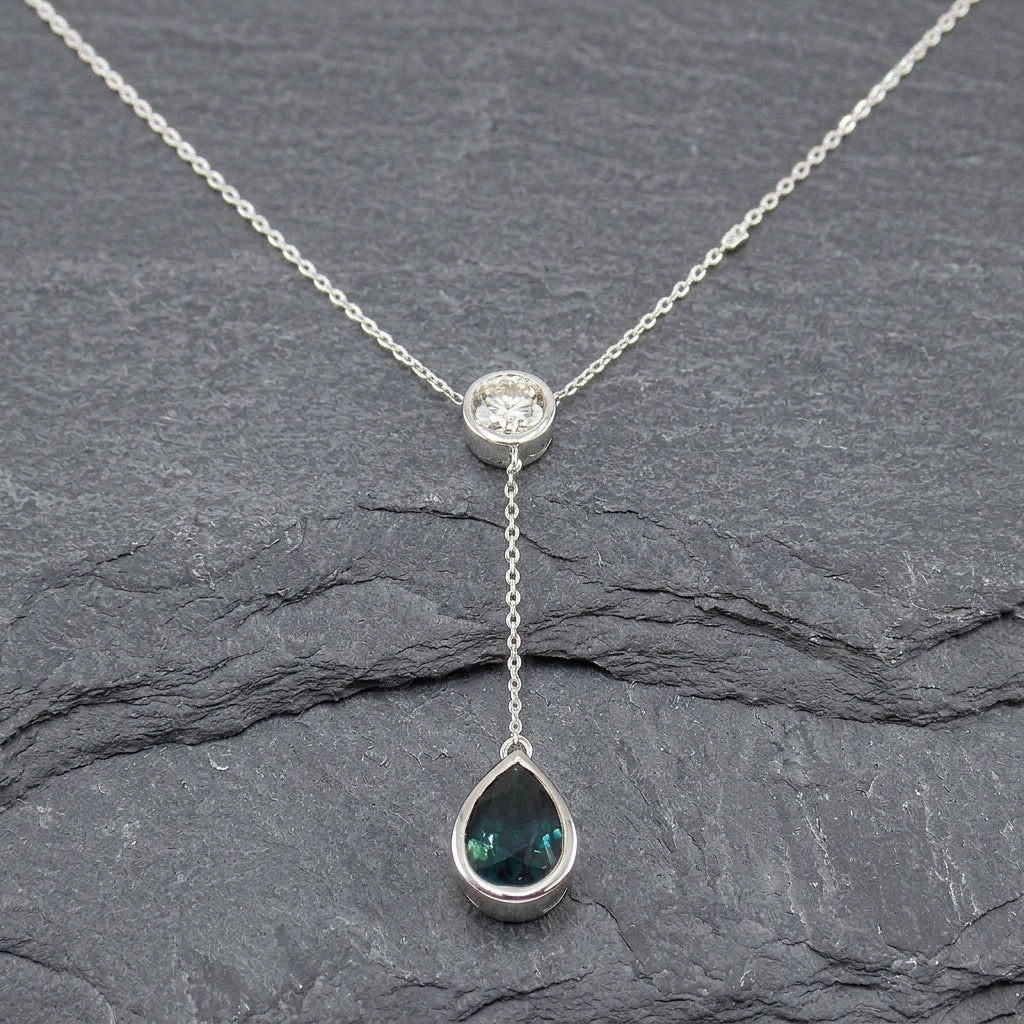 Pre-Owned 18ct White Gold Sapphire & Diamond Lariat Necklace