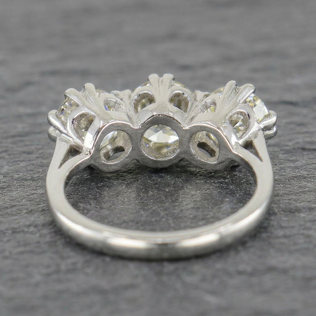 Pre-Owned 18ct White Gold Diamond Trilogy Ring