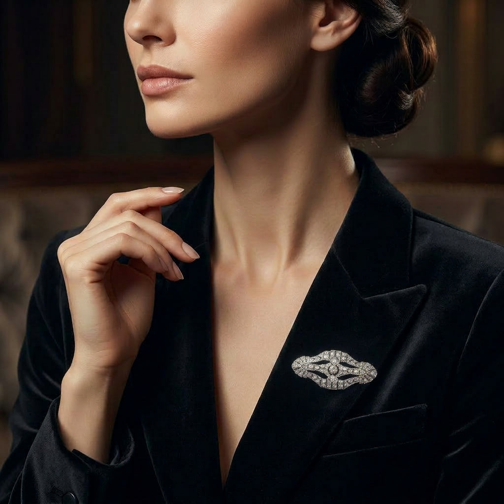 Pre-Owned 18ct White Gold Approx. 2.80ct Old Cut Diamond Art Deco Style Brooch