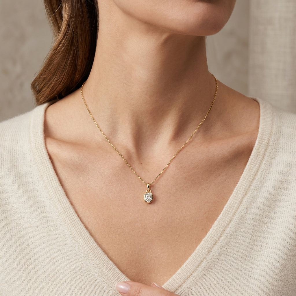 Pre-Owned 18ct Yellow Gold 0.94ct Diamond Pendant & Chain