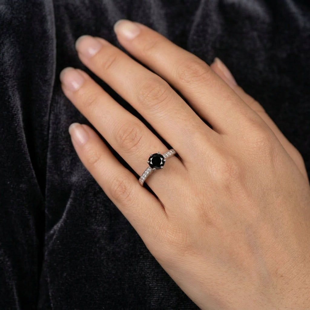 Pre-Owned Platinum 0.77ct TDW Black Diamond With Diamond Accent Shoulders Ring